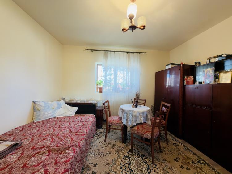 Casa individuala 2 camere, 933mp teren - Utvin