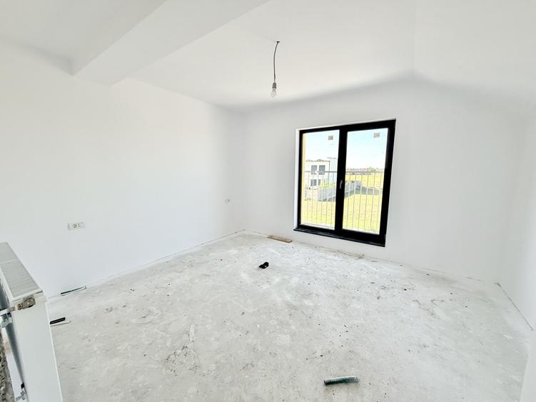 Duplex cu 4 camere - Predare imediata - Mosnita - Comision 0%