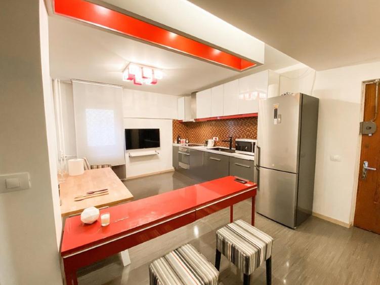 Apartament 3 camere Designer Camera de Comert