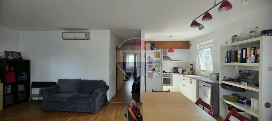 Apartament 3 camere de vanzare 90 mp Cartierul German Chitila Faza I