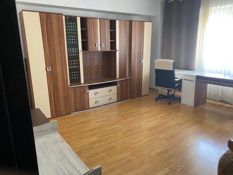 Apartament 3 camere Manastur, Calea Floresti, zona pod Calvaria, dec,conf sporit