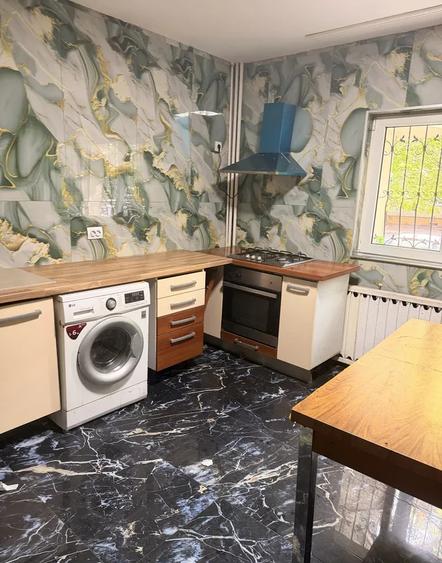 Închiriere Apartament 4 camere în Vitan