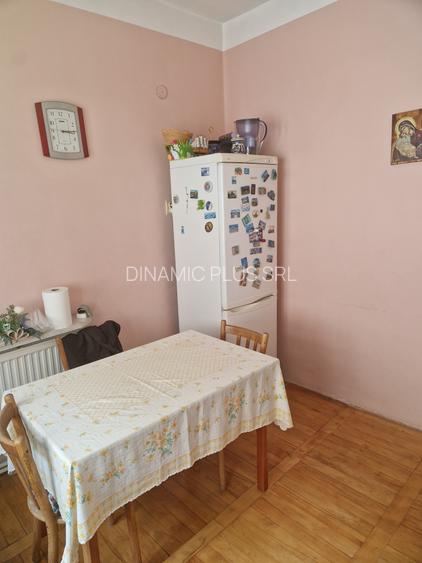 Casa vânzare zona str Lupeni - 23