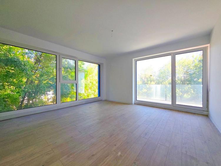 Sp. Unirii /N.Grigorescu| 3 Camere Decomandat |3 Băi |2 Locuri parcare