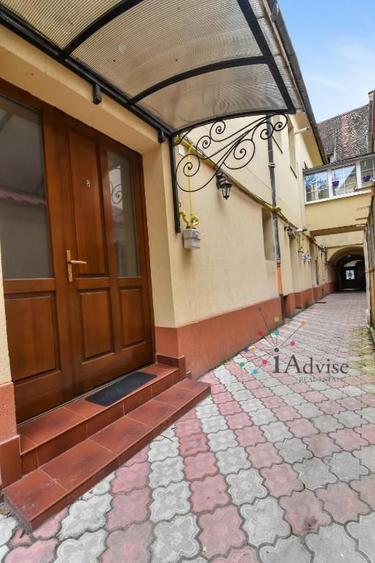 Garsonieră pretabilă pentru regim hotelier — Centru Istoric, Brașov
