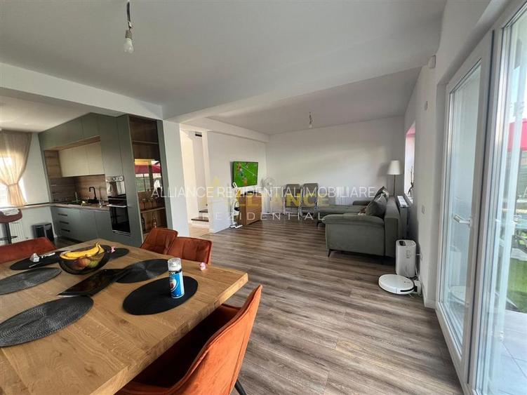 <Casa tip duplex> 4 camere 2 bai teren 217mp - 12