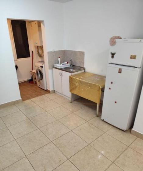 Apartament 2 camere decomandate zona KM 5