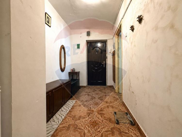 Apartament cu 2 camere de vânzare în zona centrala
