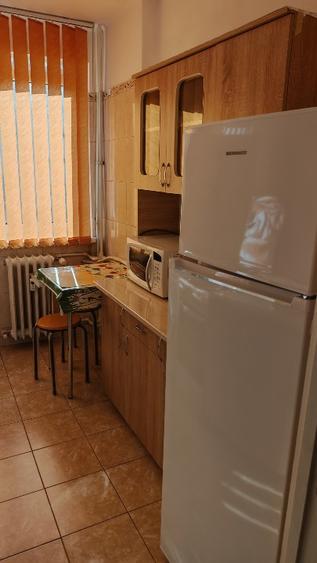 Apartament 2 camere mobilat și utilat complet - zona Favorit