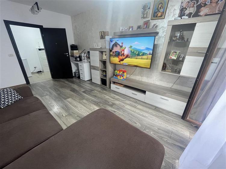 Apartament 3 camere FUNDENI-DOBROIESTI