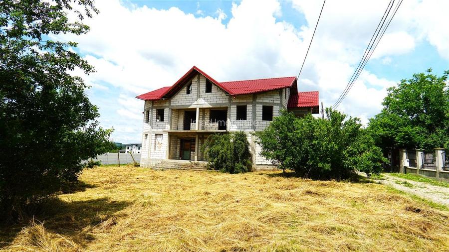 Vanzare Duplex la rosu in Aninoasa  220 mp  500 mp teren  Zona superba de Vile - 6