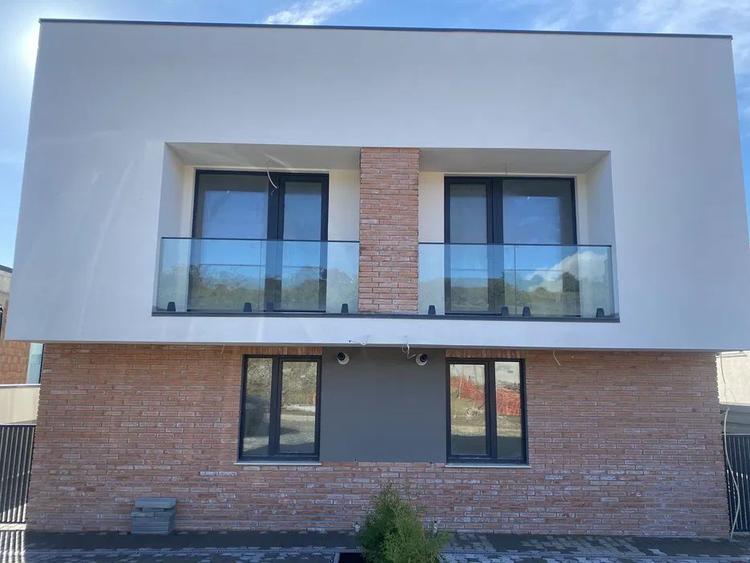 Casa tip dulpex 160 mp, teren 280 mp, parcare Iris