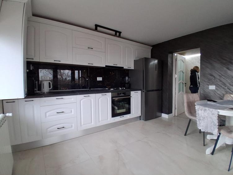 Vila 3  camere vededere lac  iezareni id.oferta160912