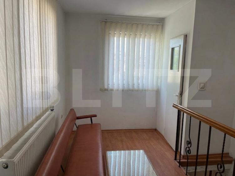 Casa P+1, destinatie medicala, 164 mpu, teren 111 mp, zona Scoala 2