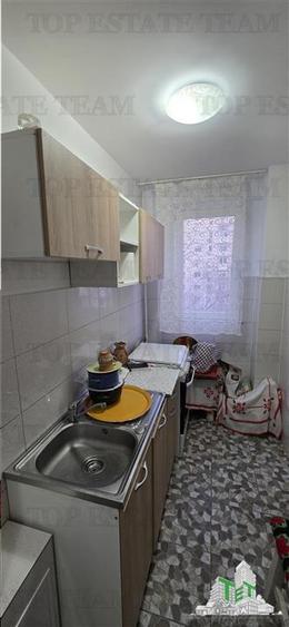 Sector 6 Bucuresti - Apartament 2 camere, la 1 minut de statia de metrou Raul Do