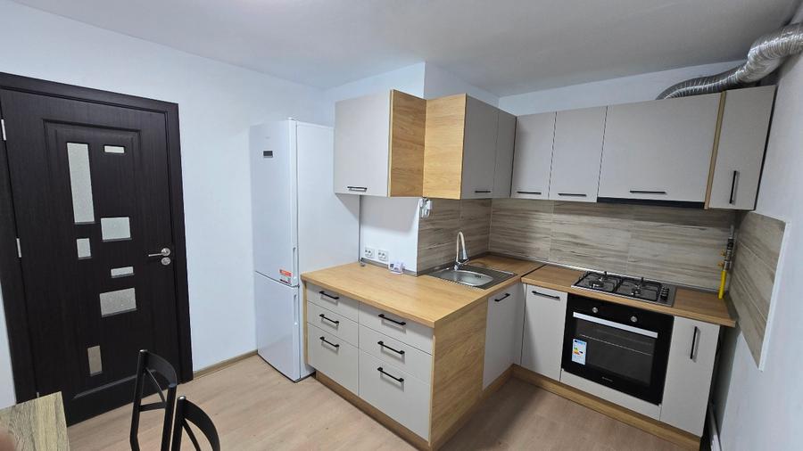 Inchiriez ap termen lung 500eur , zona Primo