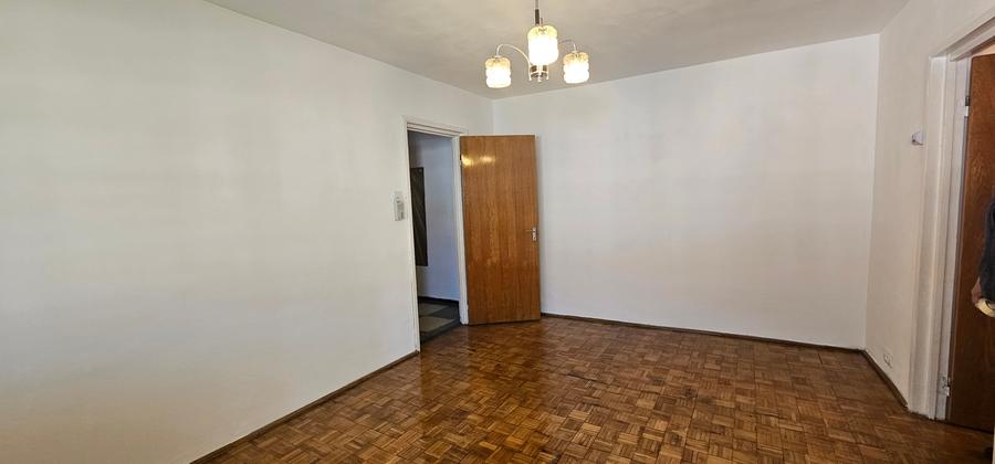 Vand apartament de 2 camere, confort 1 ,semidecomandat,zona Rahovei
