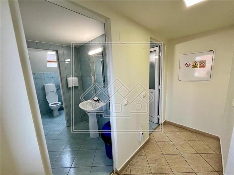 Casa de vanzare individuala -  9 camere - teren 470 mp