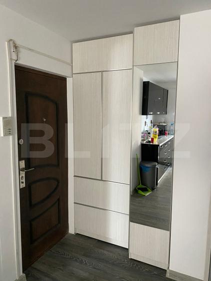 Apartament 3 camere, 68 mp, Rovine, zona Damarin