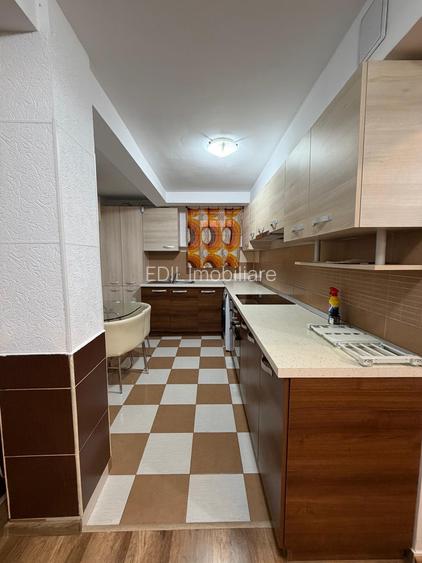 Apartament de închiriat, 3 camere, 80 mp, Zorilor zona UMF - 5