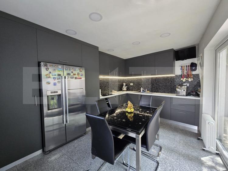 Casa solida, individuala si elegant amenajata la vanzare in Cartieru Iris
