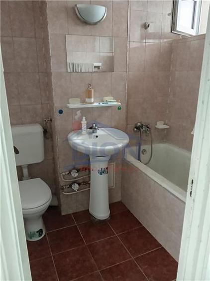 APARTAMENT 2 CAM, DRISTO REBREANU