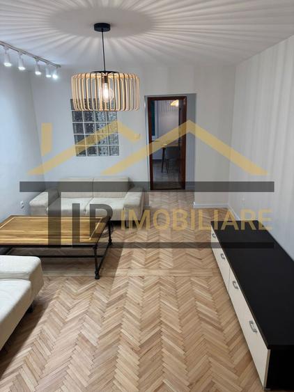 Apartament de 3 camere, 77mp, zona Dimitire Cantemir