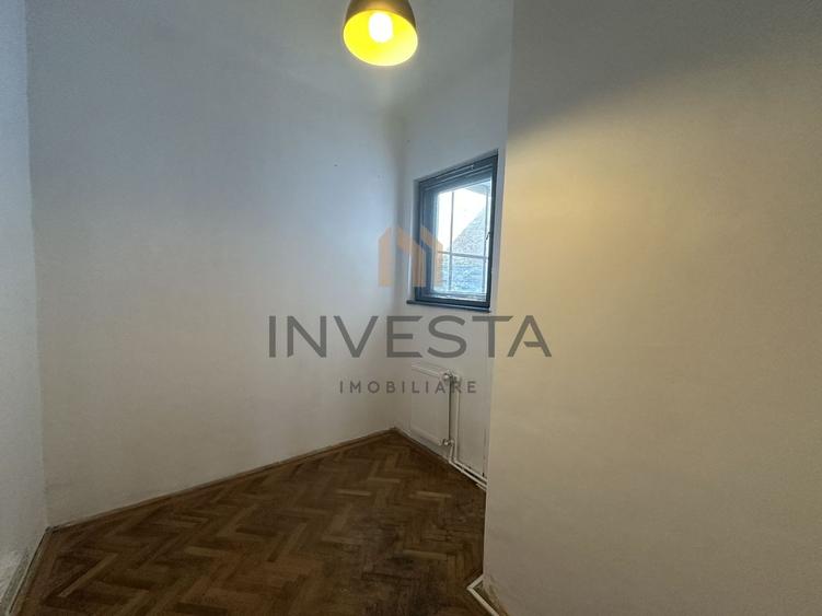 Apartament 4 camere 115 mp Ultracentral etaj intermediar pe Eroilor!