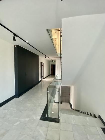 Apartamente 3 camere, terase 18 mp, dressing, bloc boutique, OMV Pipera - A0