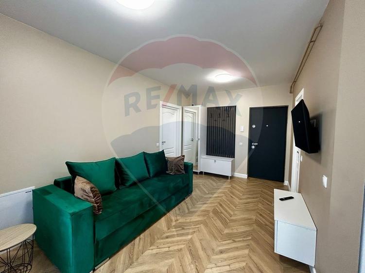Apartament cu 2 camere de închiriat - strada Daliei -