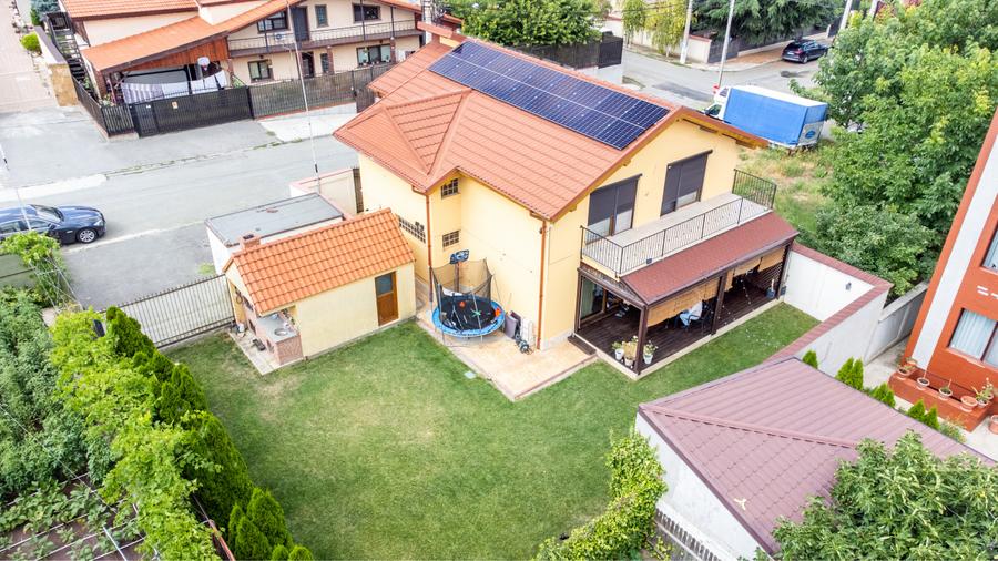 Casă/Vilă P+M de vânzare – Ovidiu Sud | 4 dormitoare | Panouri fotovoltaice |