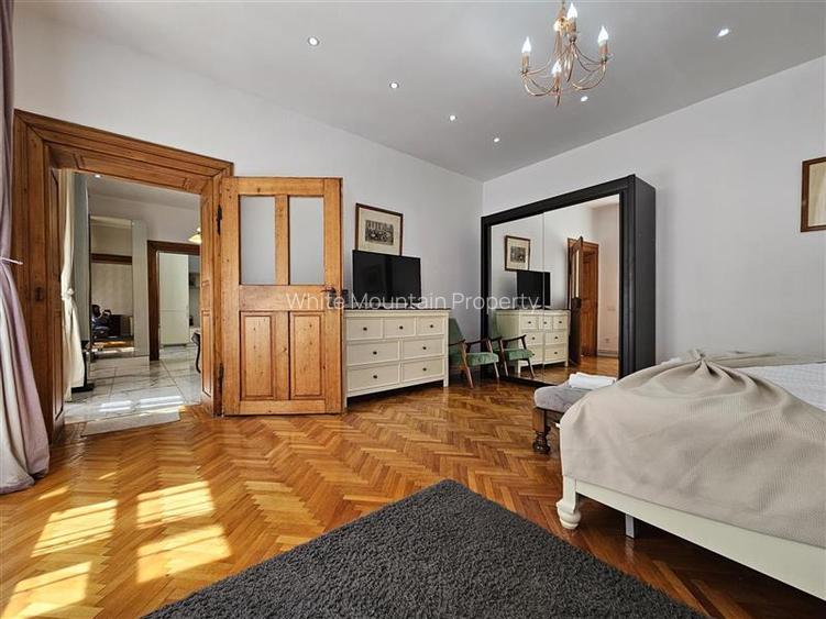 Apartament superb in Centrul Istoric - pretabil regim hotelier - 26