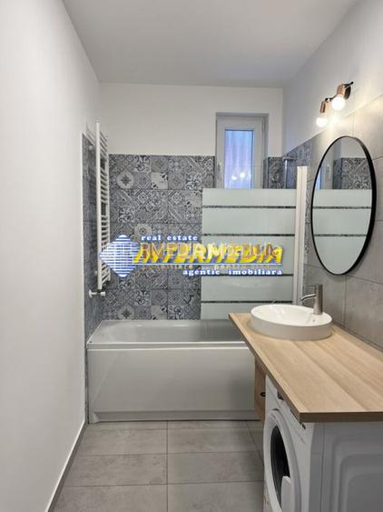 Apartament cu 3 camere Bloc NOU CENTRU Scara Interioara Mobilat Utilat Parcare - 5