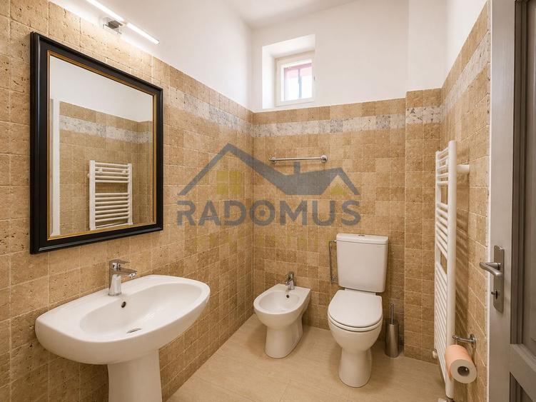 Spațiu Comercial | Centru | 3 Camere | 100 mp | Etaj 500/ Mansarda 400
