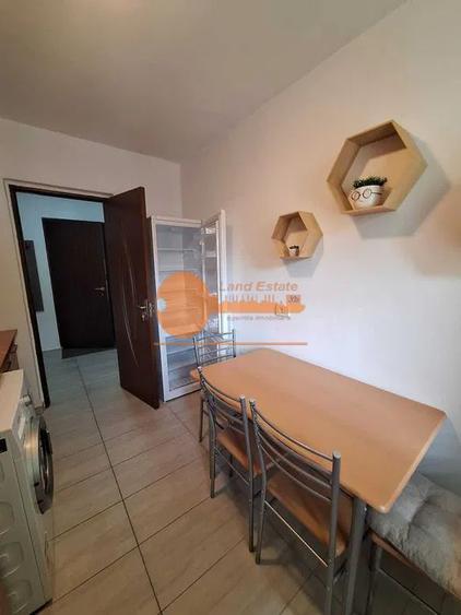 Apartament cu 2 camere in zona Turda