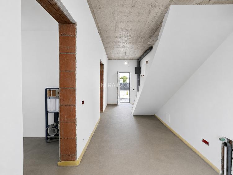 Duplex elegant 120 mp | Curte amenajată | 3 dormitoare | Pod înalt - 10