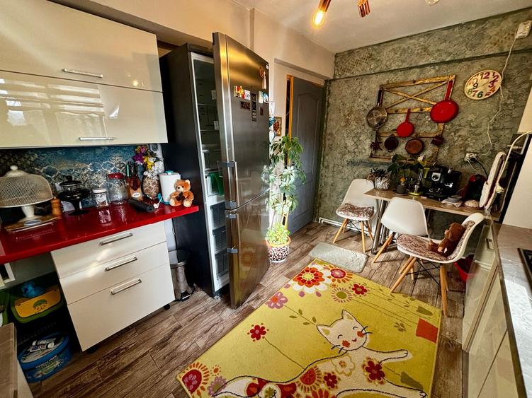 VANZARE VILA 3 DORMITOARE-TEREN 1712 MP IN DRAGANESTI, PRAHOHA