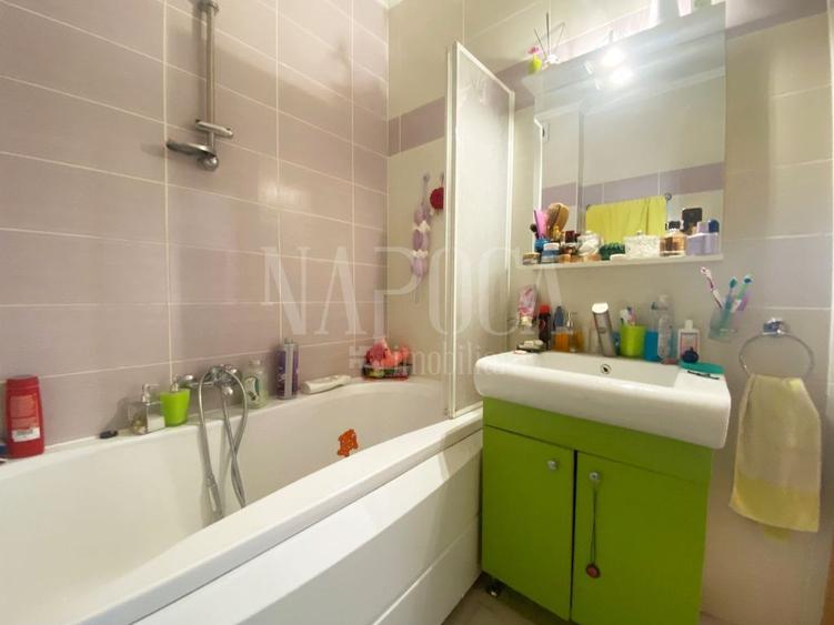 Apartament 3 camere de vanzare in Nufarul Oradea, Oradea