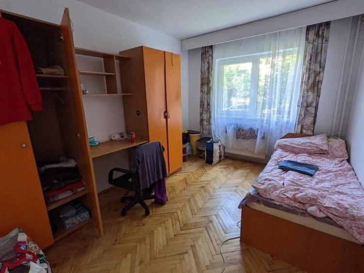 Apart. studentesc cu 3 dormitoare, Cart. Plopilor, aproape de Centru