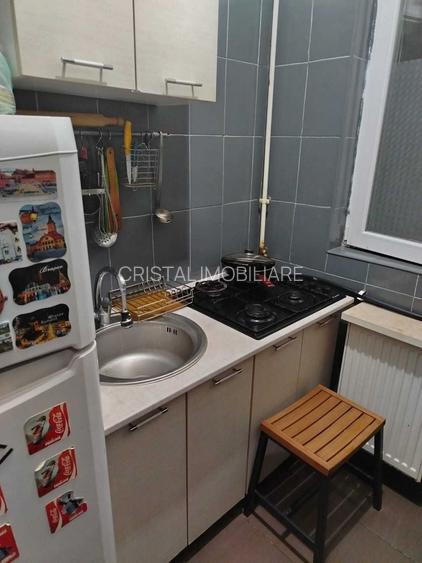 Vanzare Garsonieră decomandată, 35 mp, parter, mobilată + parcare ADP– Salaj