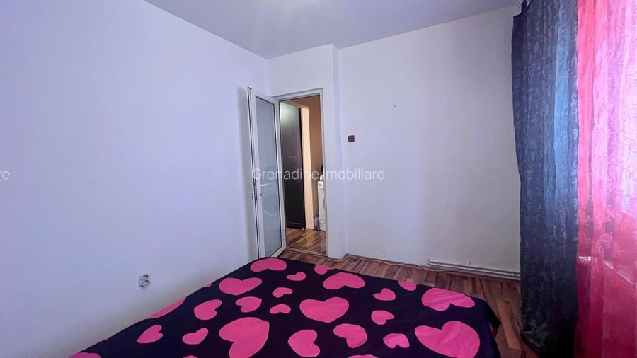 Apartament 3 Camere Str. Parcul Mic - Etaj Intermediar - Cod 5257 - 5