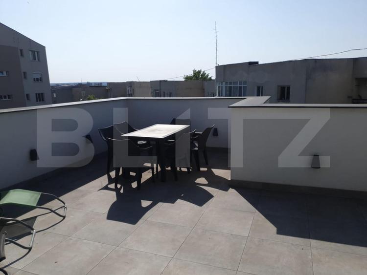 Apartament tip penthouse, 2 camere decomandate, terase panoramice, Rovine