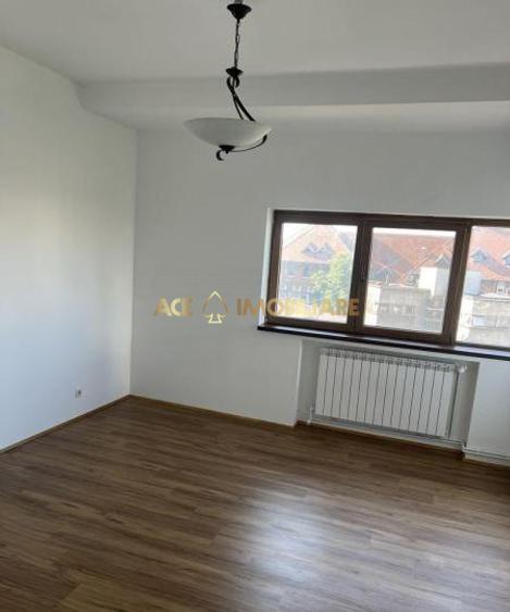Spatiu birouri de inchiriat | Romana | 4 camere | 130 MP | Centrala