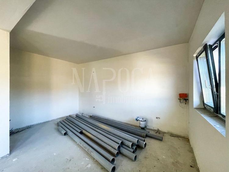 Casa 4 camere de vanzare in Floresti