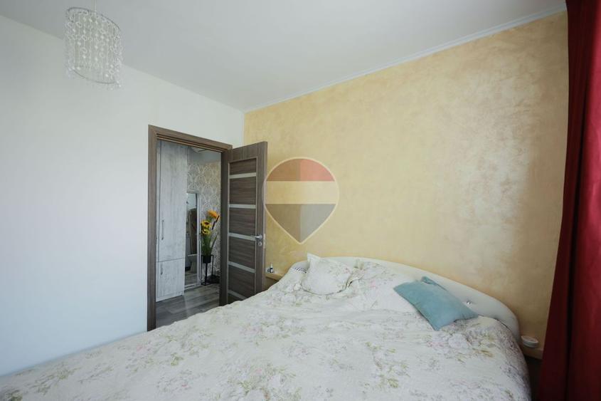 De vânzare apartament cu 2 camere, în zona Nufărul