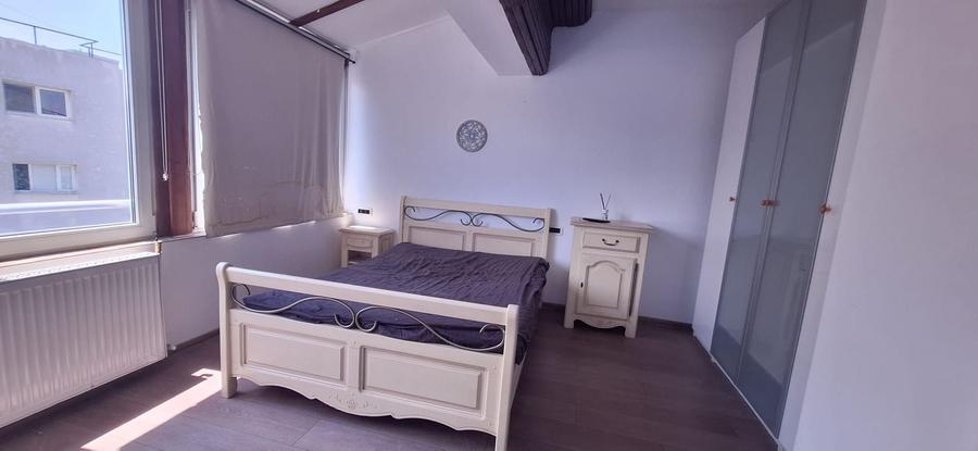 Super locatie !!Apartament 2 camere cu terasa 7m vedere Piata Amzei
