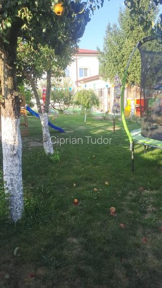 Casă P+1 în comuna Berceni | 170 mp utili | Teren 631 mp | Terasă și garaj