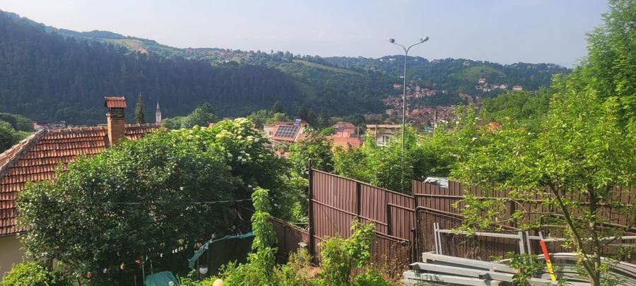Vand casa renovabila cu teren de 345 mp in Schei