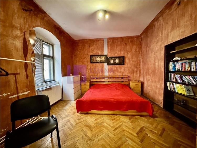 Apartament 4 camere | strada Cetatii | etaj | 148 mp | curte