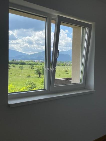 Proprietar vând apartament SubCetate Sânpetru cu 3 camere și 2 băi  - 7